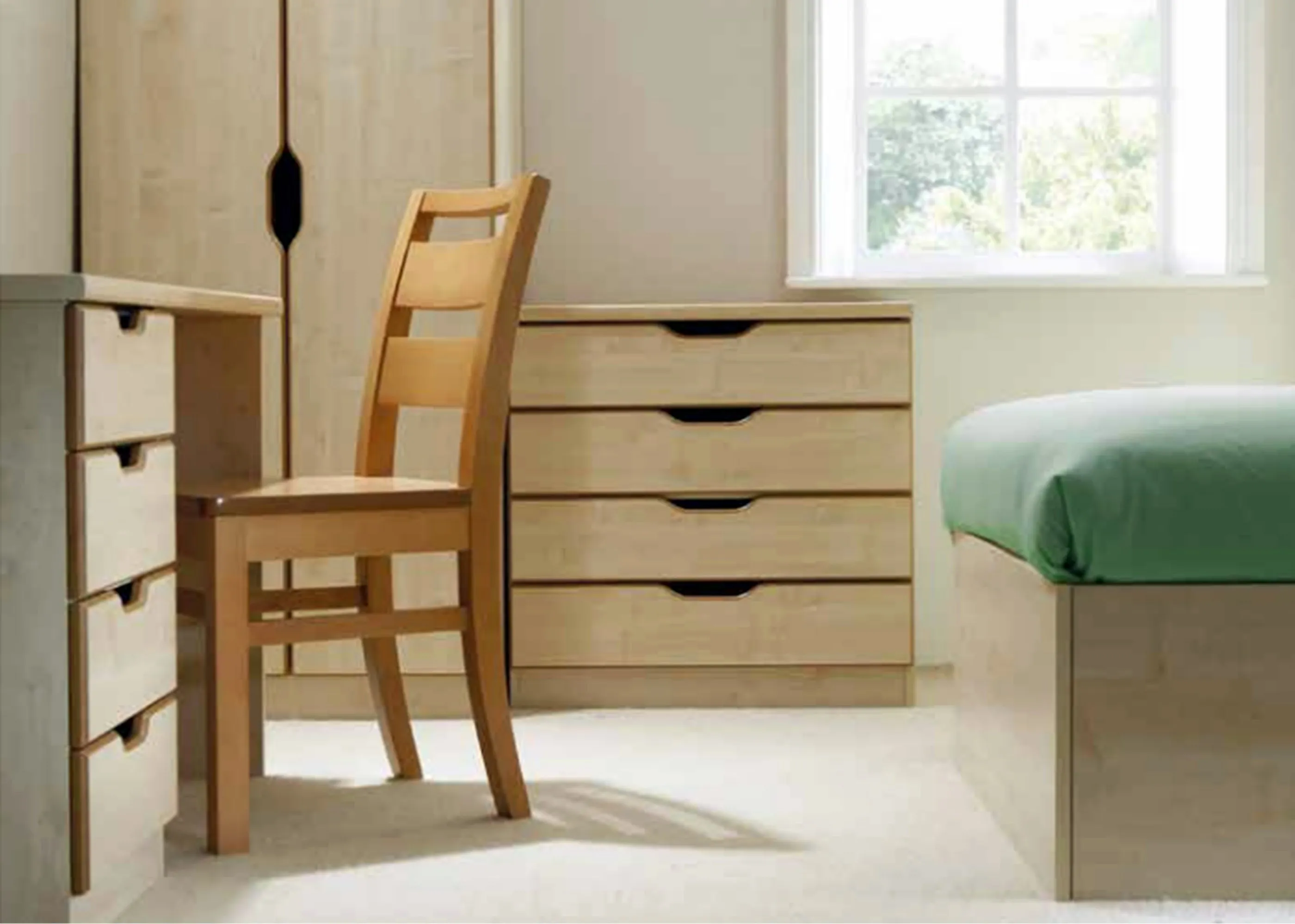 Como Extreme Solid Divan Bed