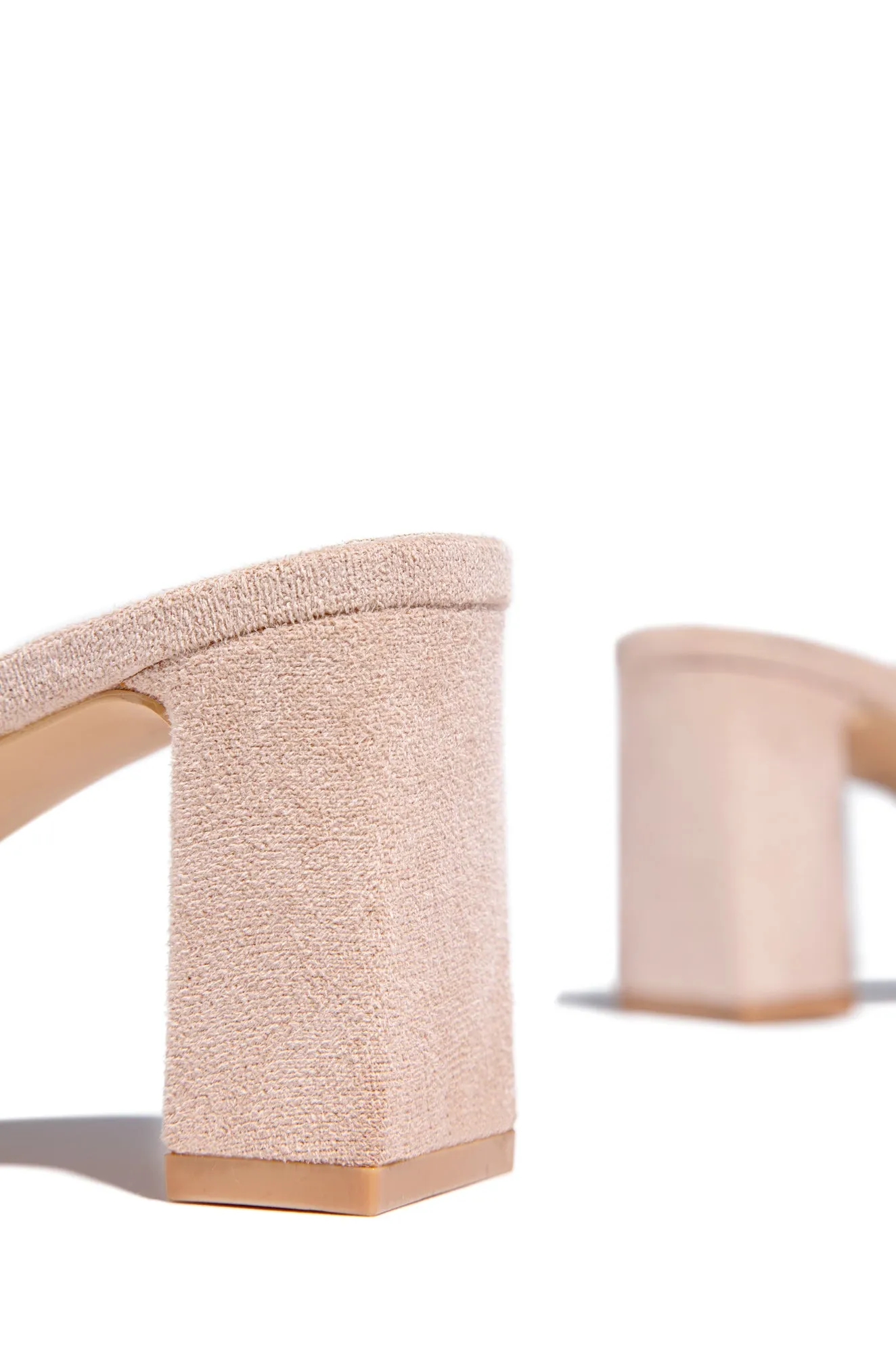 Elci Block Mid Heel Mules - Nude